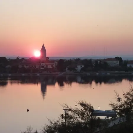 Apartman In With Sea View, Terrace, Air Conditioning, Wi-fi Nin