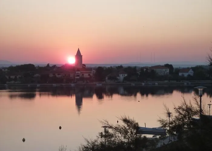 Appartamento In With Sea View, Terrace, Air Conditioning, Wi-fi Nin