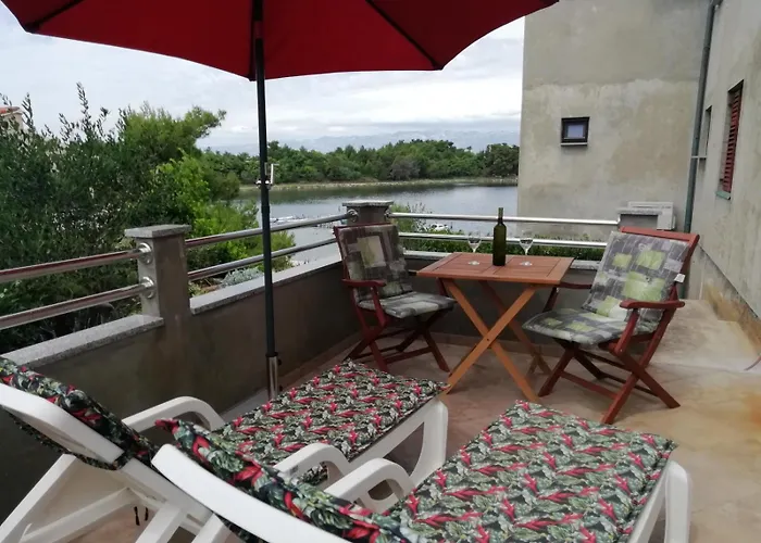 Apartmán In With Sea View, Terrace, Air Conditioning, Wi-fi Nin