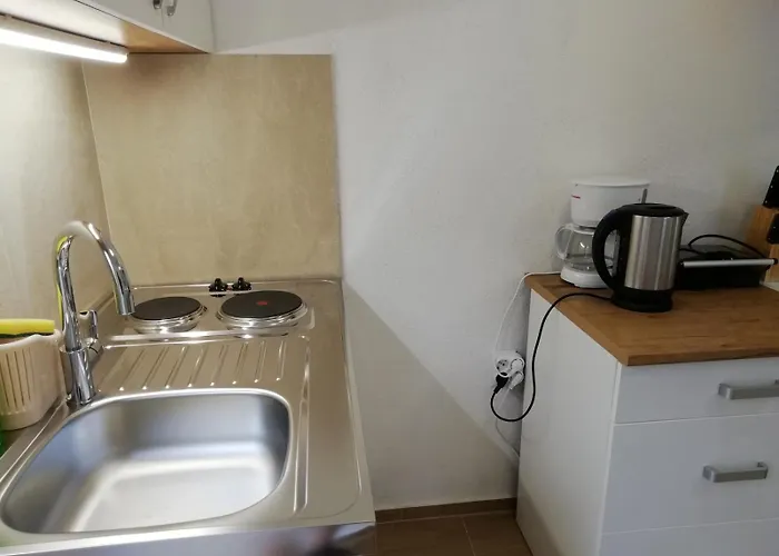 In With Sea View, Terrace, Air Conditioning, Wi-fi Nin