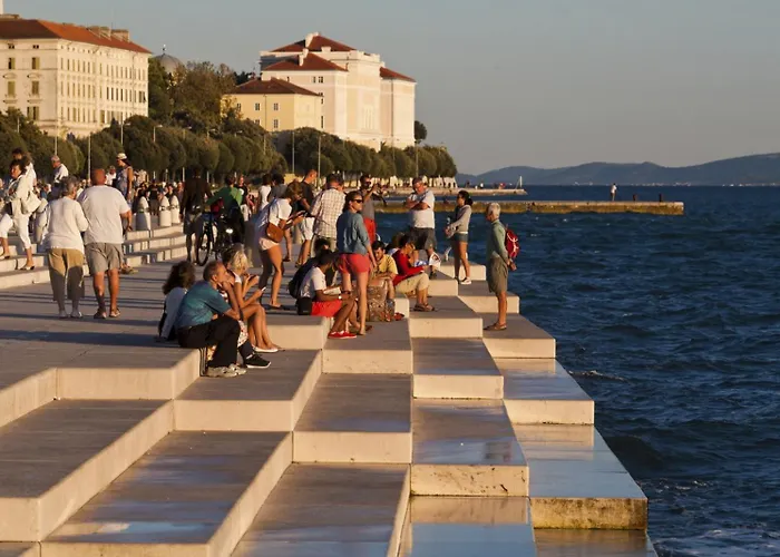 Lejlighed In With Sea View, Terrace, Air Conditioning, Wi-fi Nin